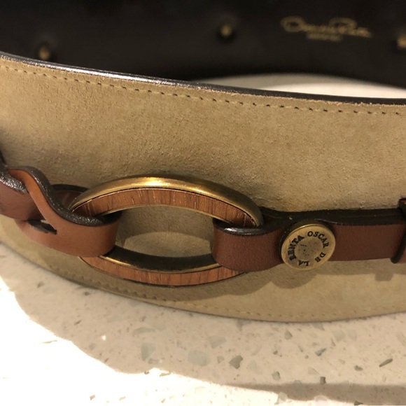 Oscar de la Renta - Picture 5 of 8